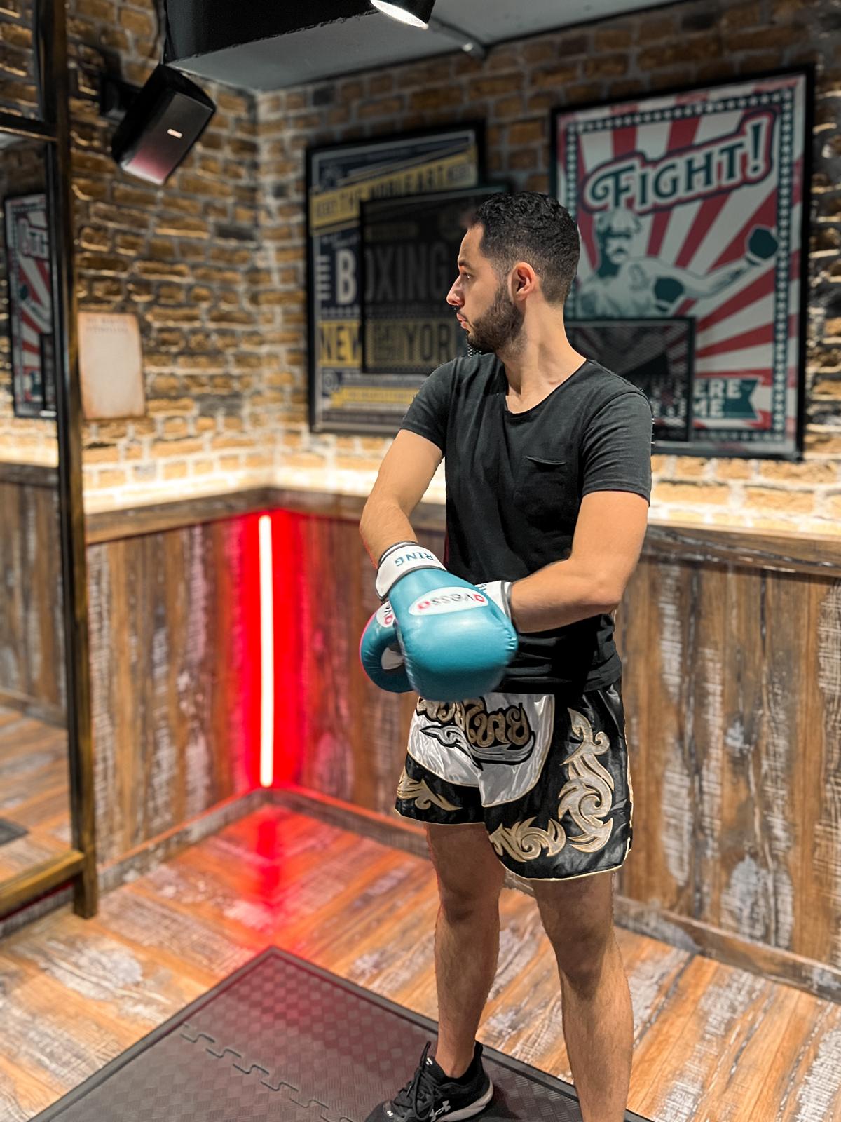 Arda Orak training Muay Thai, 2024